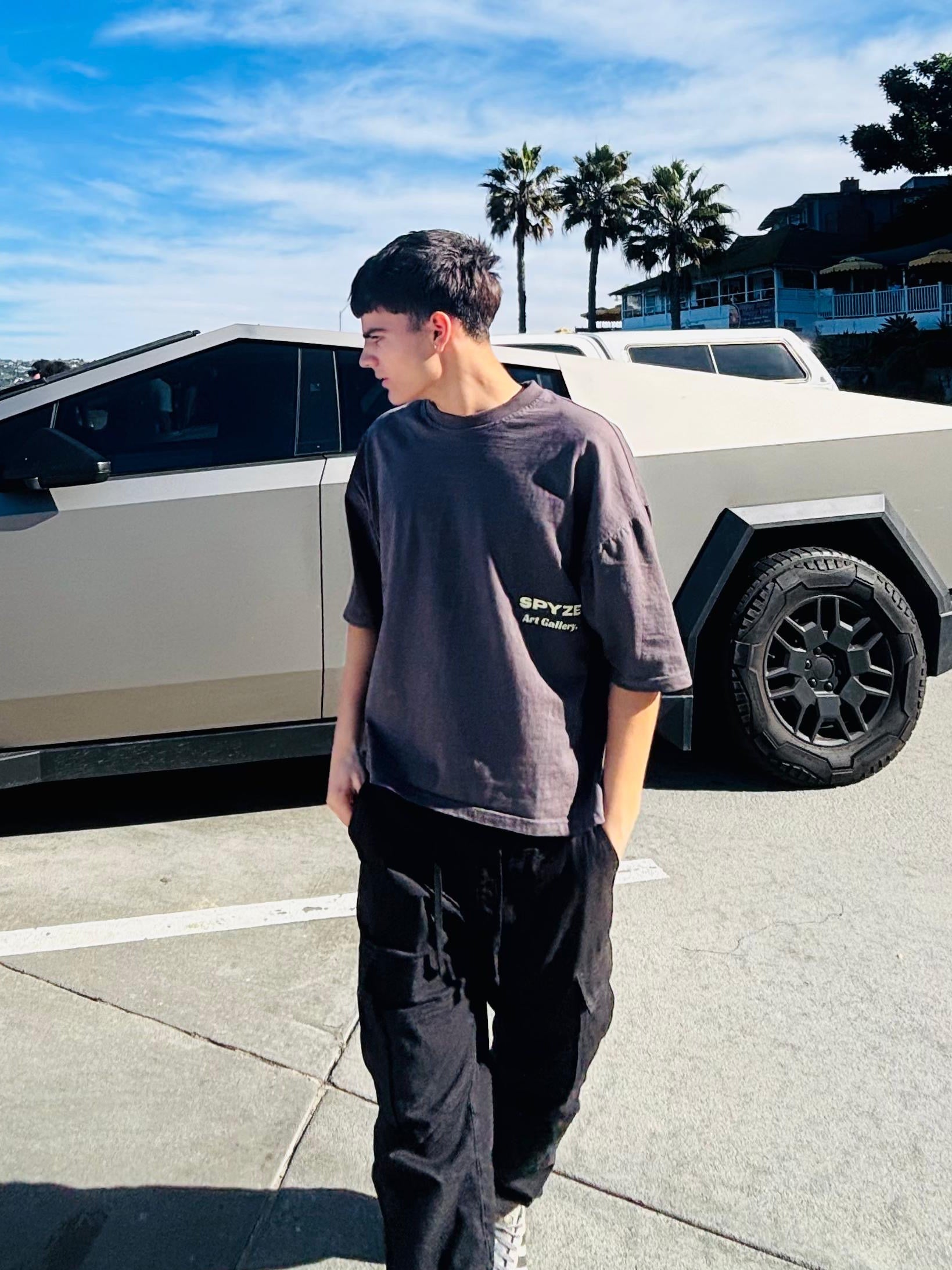 Camiseta Gris                    Drop 001